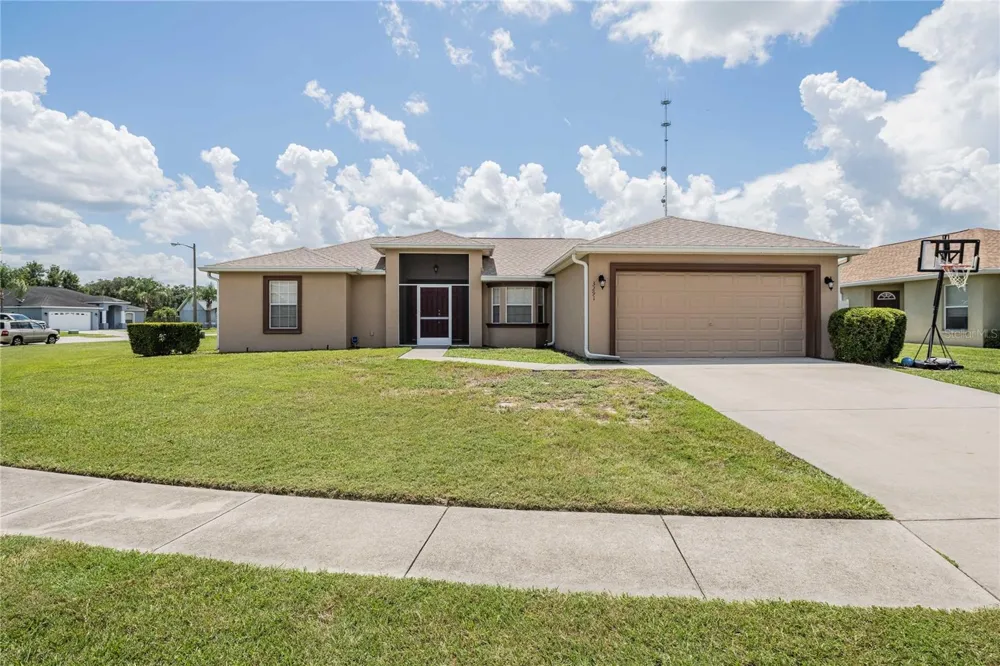 3291 WINCHESTER ESTATES CIRCLE Lakeland, FL 33810