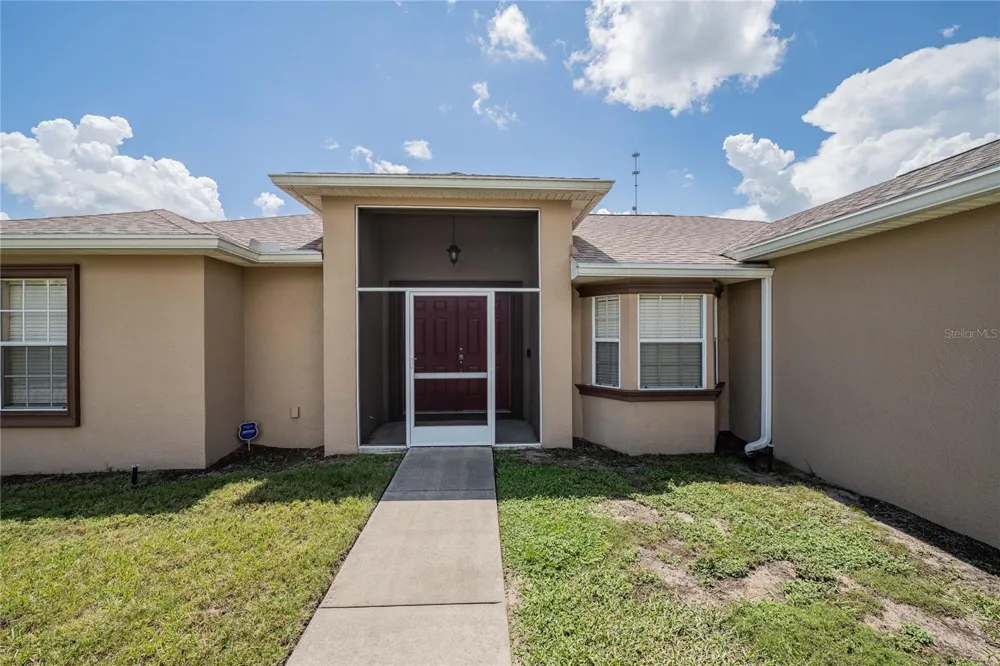 3291 WINCHESTER ESTATES CIRCLE Lakeland, FL 33810