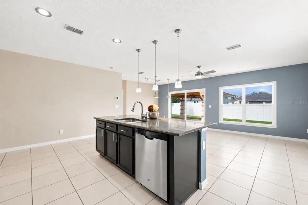 3551 SAXONY LANE St Cloud, FL 34772