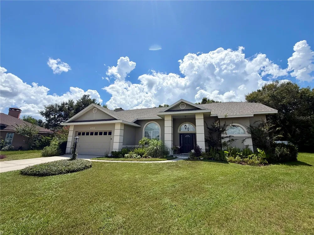 405 VALLEY COURT Winter Haven, FL 33884