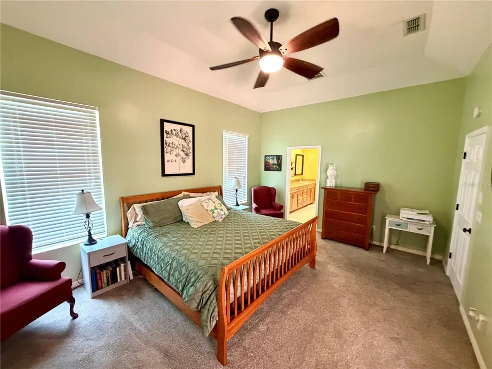 405 VALLEY COURT Winter Haven, FL 33884