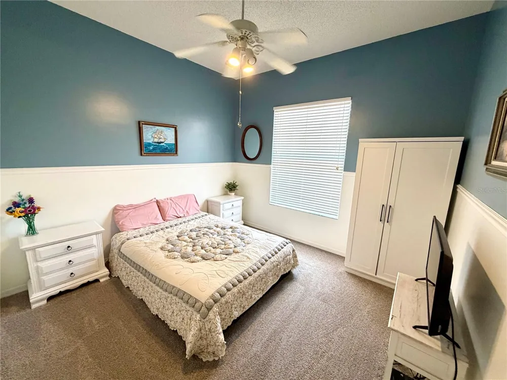 405 VALLEY COURT Winter Haven, FL 33884