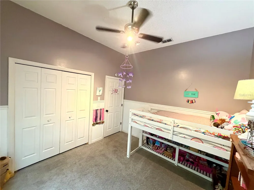 405 VALLEY COURT Winter Haven, FL 33884