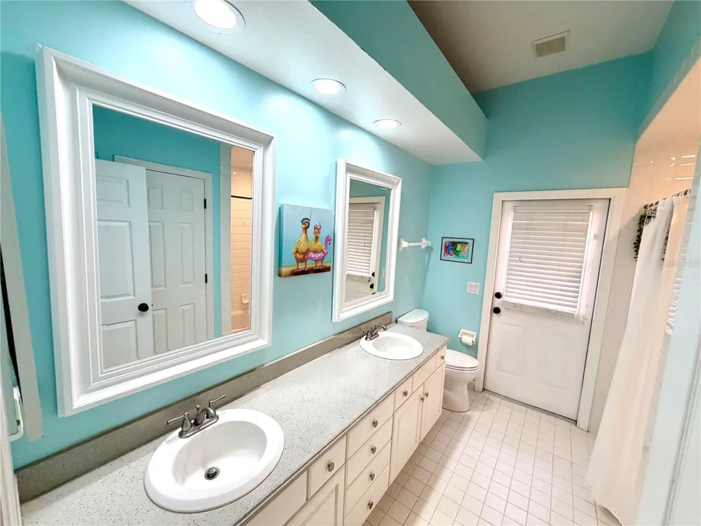 405 VALLEY COURT Winter Haven, FL 33884