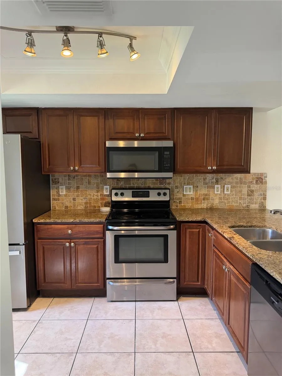 7750 EAGLE CREEK DRIVE #7750 Sarasota, FL 34243