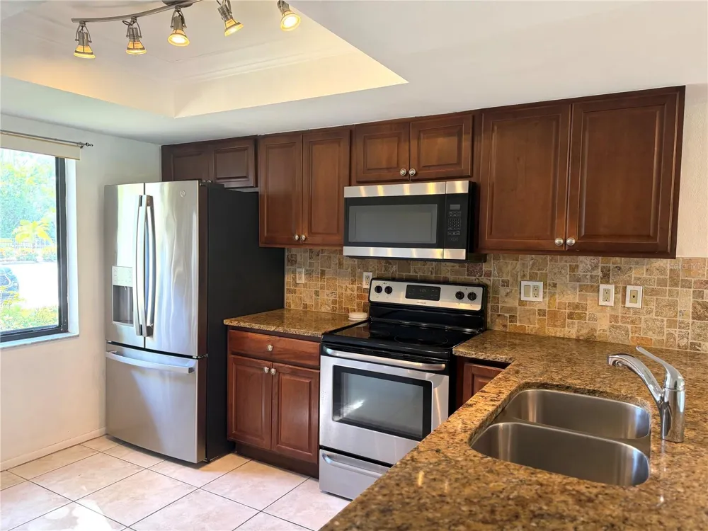7750 EAGLE CREEK DRIVE #7750 Sarasota, FL 34243