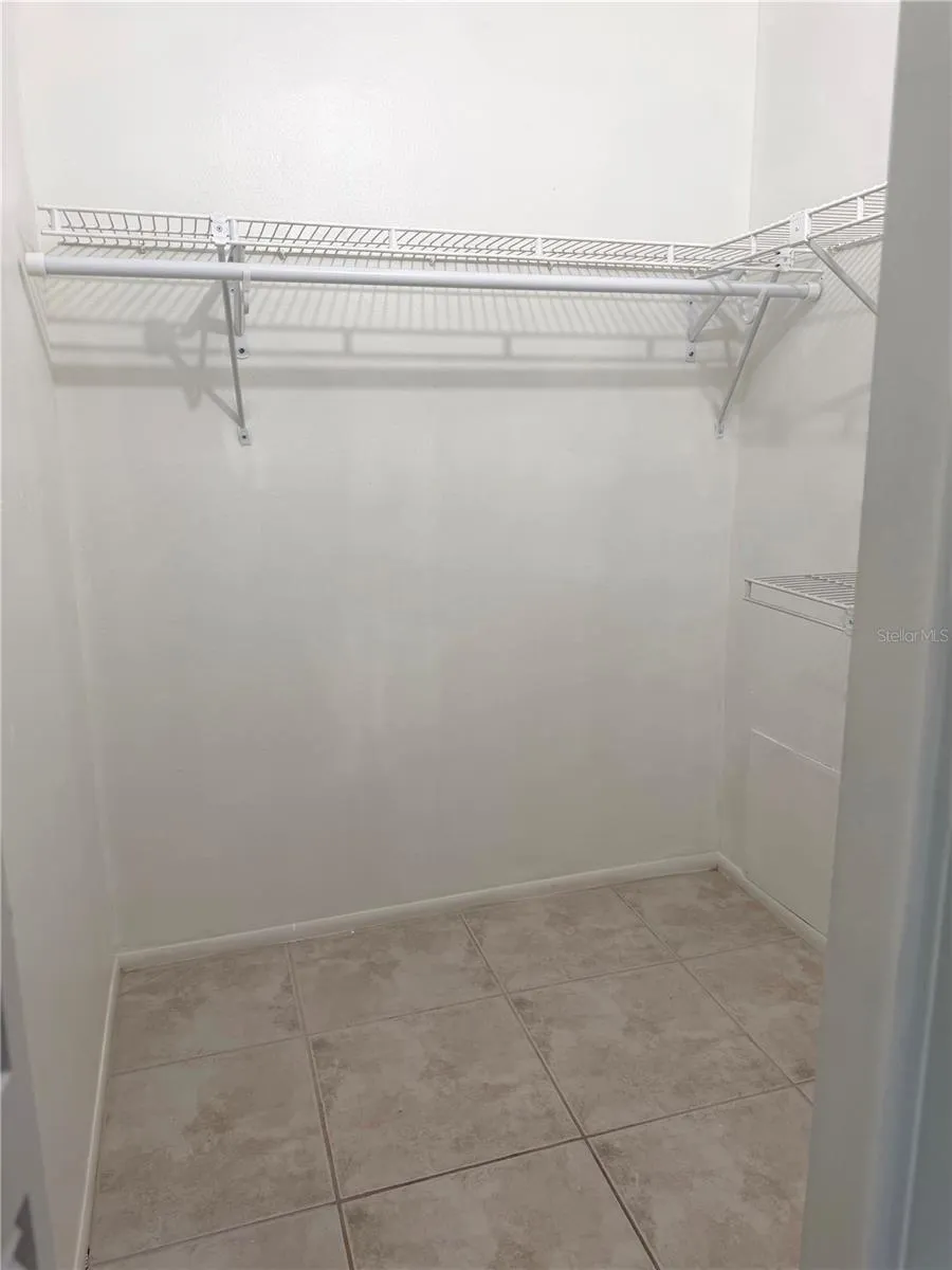 7750 EAGLE CREEK DRIVE #7750 Sarasota, FL 34243