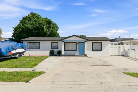 7805 WINSTON LANE