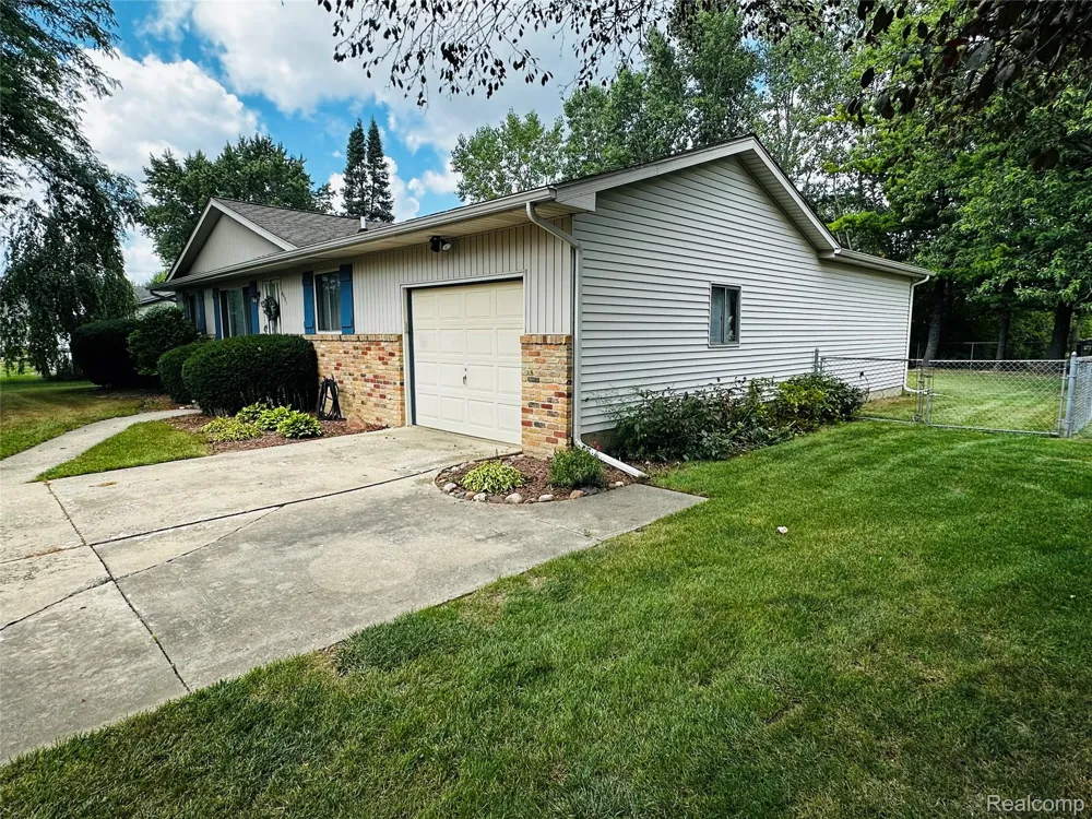 5427 Ole Banner Trail Grand Blanc Charter Township, MI 48439