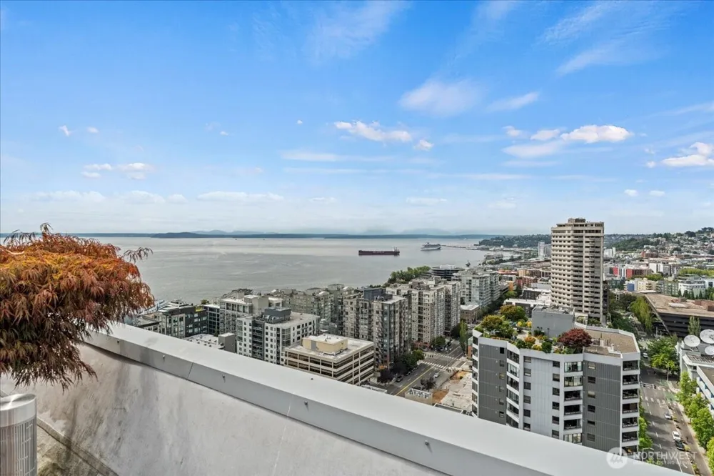 121 Vine Street #1404 Seattle, WA 98121