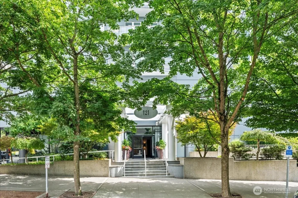 121 Vine Street #1404 Seattle, WA 98121