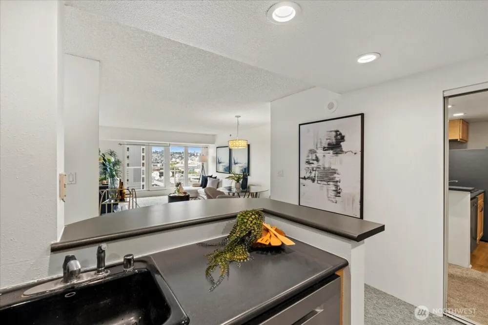 121 Vine Street #1404 Seattle, WA 98121