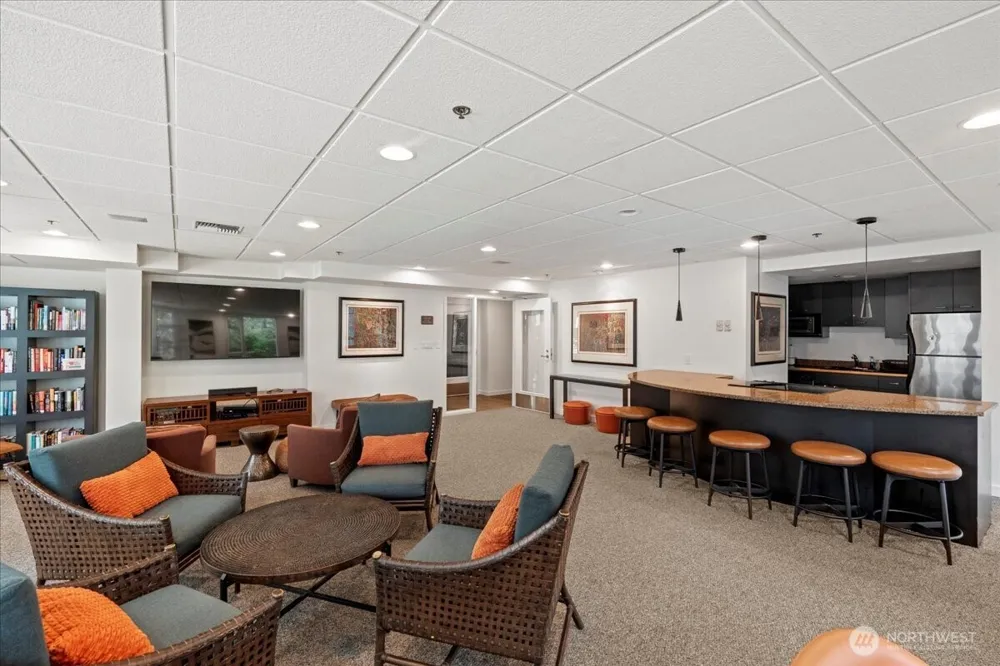 121 Vine Street #1404 Seattle, WA 98121