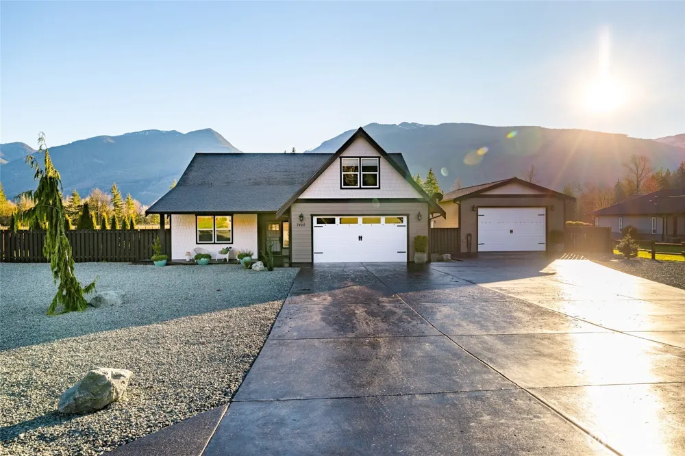 7420 Windsong Lane Sedro Woolley, WA 98284