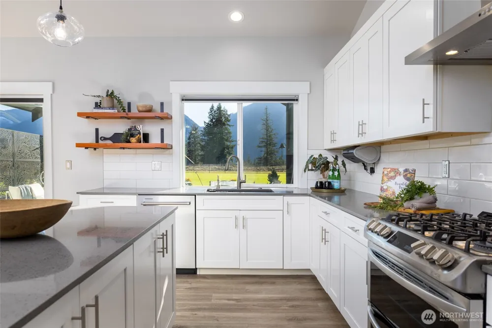 7420 Windsong Lane Sedro Woolley, WA 98284