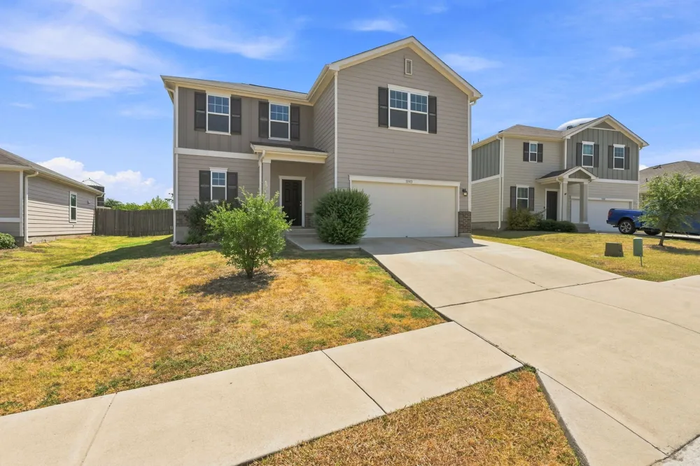 13513 Robert Wagner Bend Manor, TX 78653