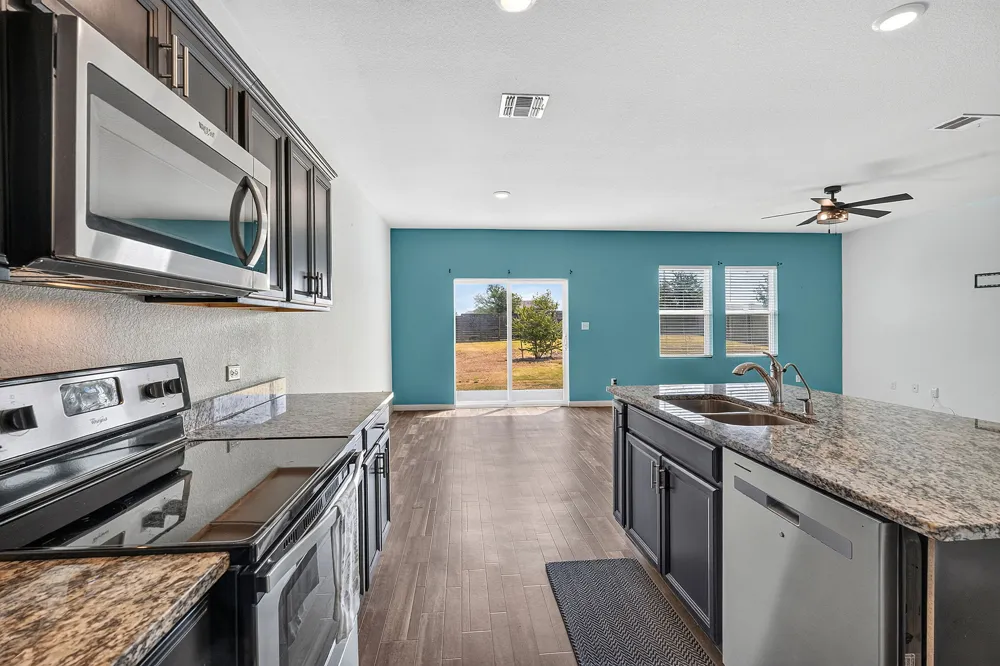 13513 Robert Wagner Bend Manor, TX 78653
