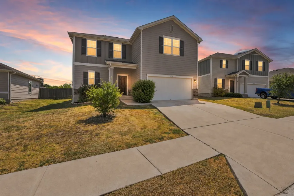 13513 Robert Wagner Bend Manor, TX 78653