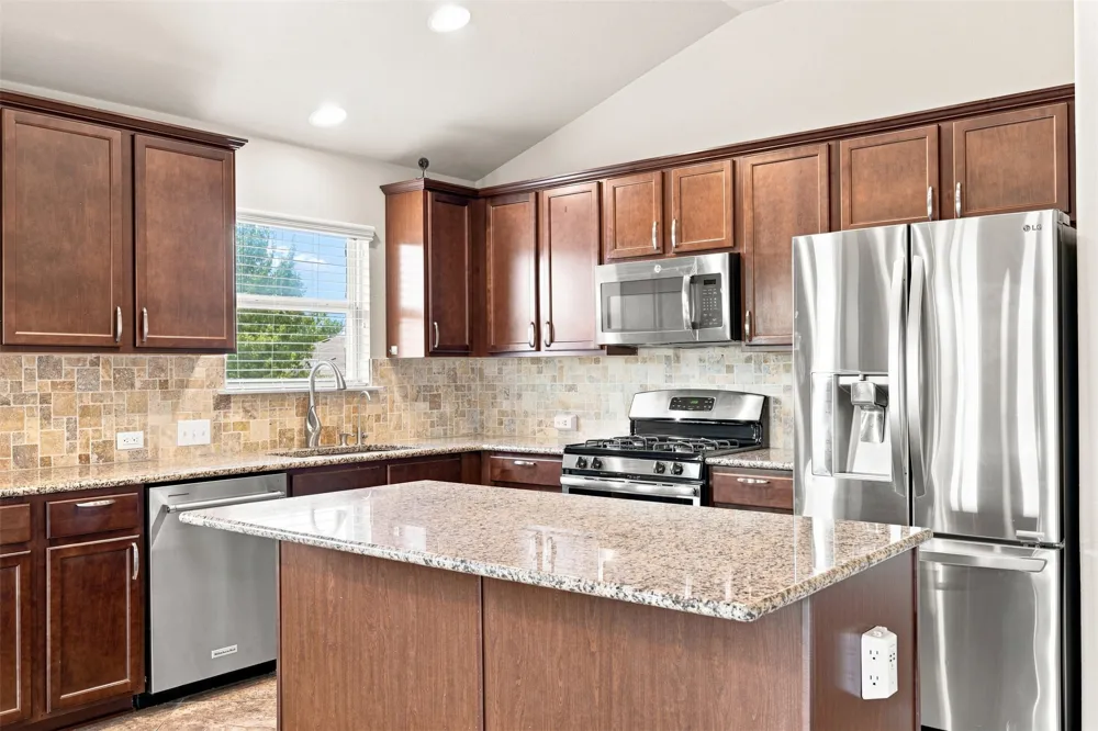 528 Tula Trail Leander, TX 78641