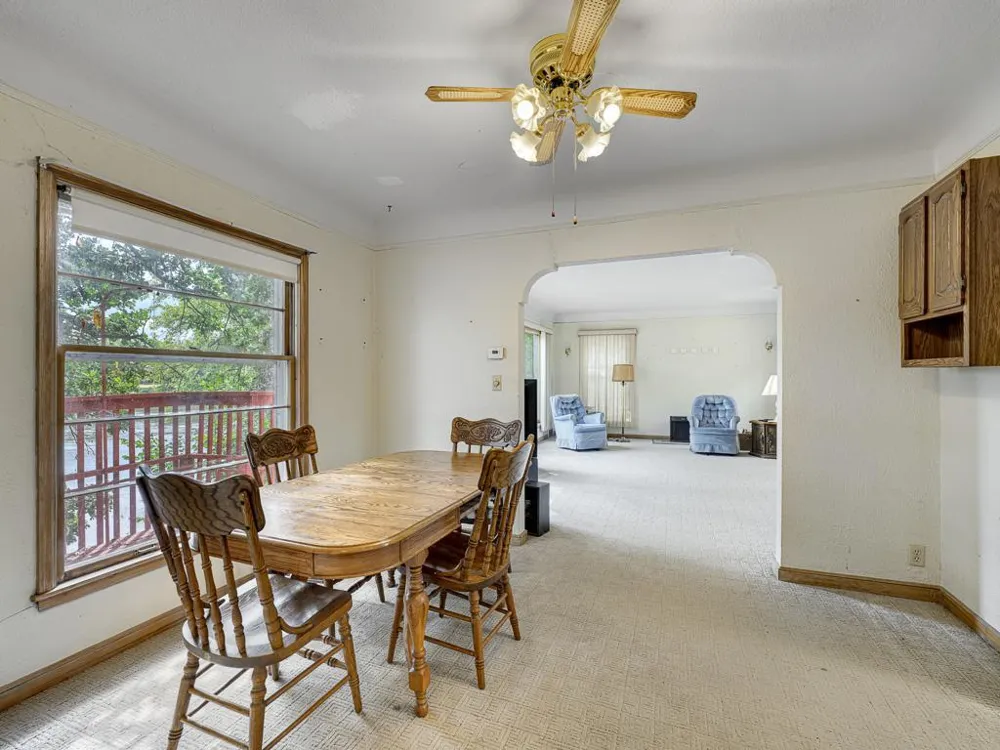 9316 W River Road Brooklyn Park, MN 55444