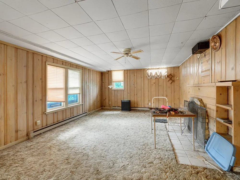 9316 W River Road Brooklyn Park, MN 55444