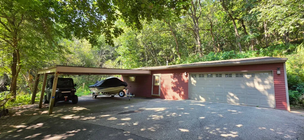 24425 County Road 17 Winona, MN 55987