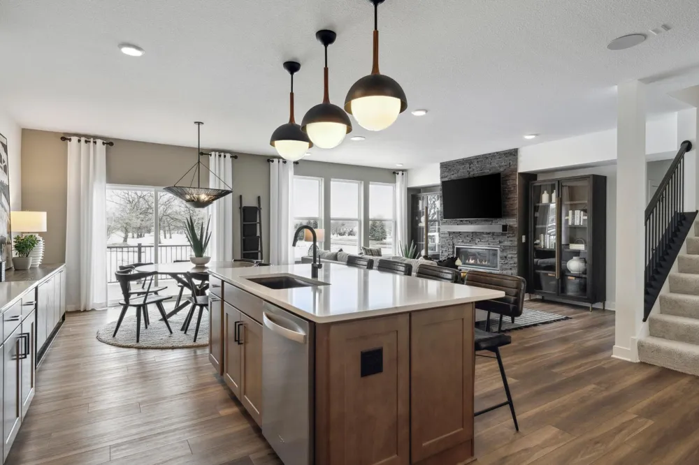 12861 Weber Lane Rogers, MN 55374