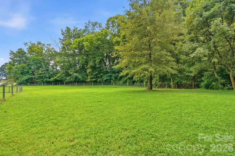 205 Airport Road Wesley Chapel, NC 28110