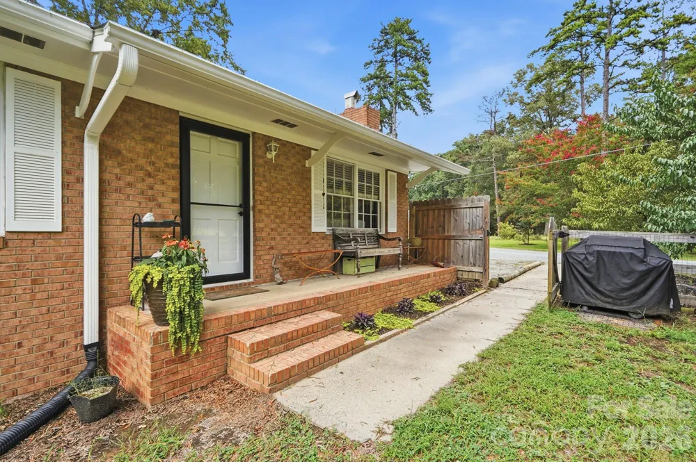205 Airport Road Wesley Chapel, NC 28110
