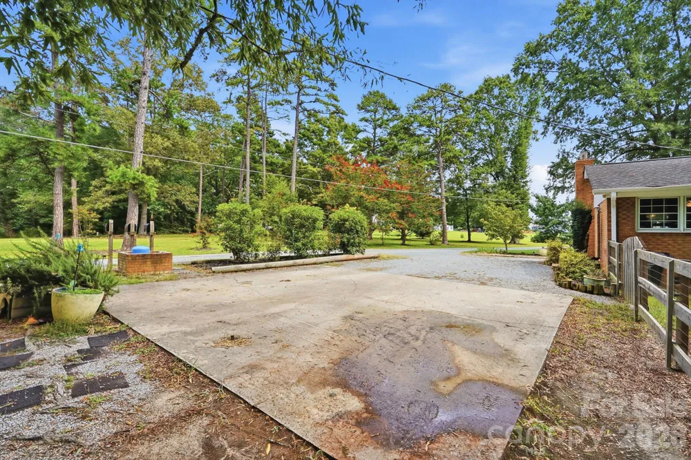 205 Airport Road Wesley Chapel, NC 28110