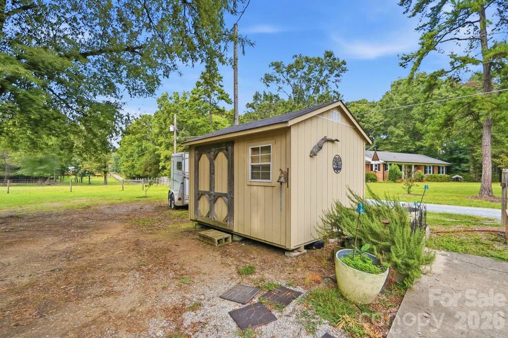 205 Airport Road Wesley Chapel, NC 28110
