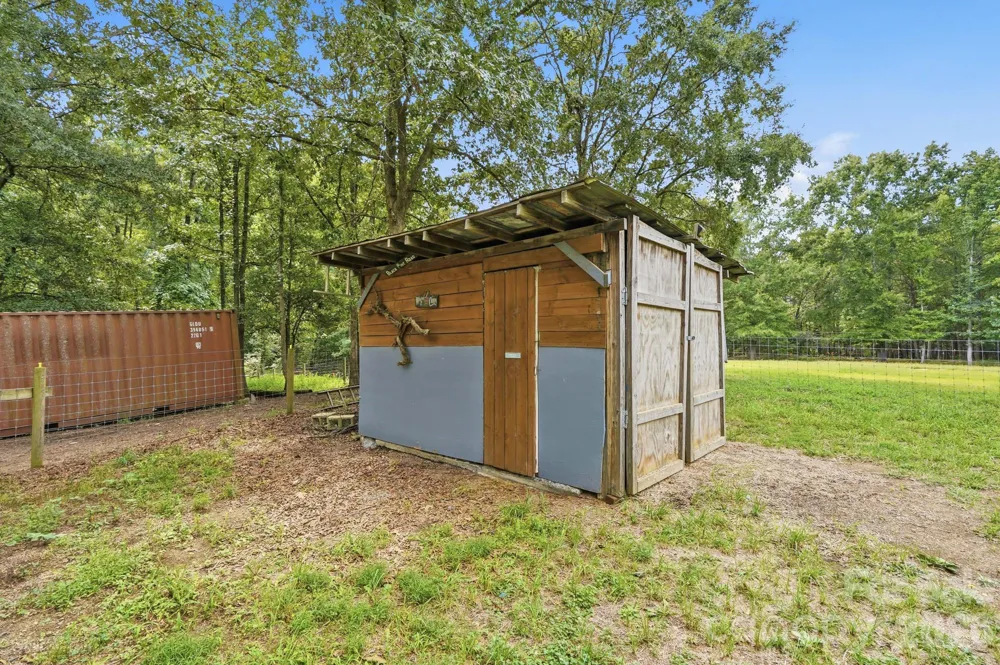 205 Airport Road Wesley Chapel, NC 28110