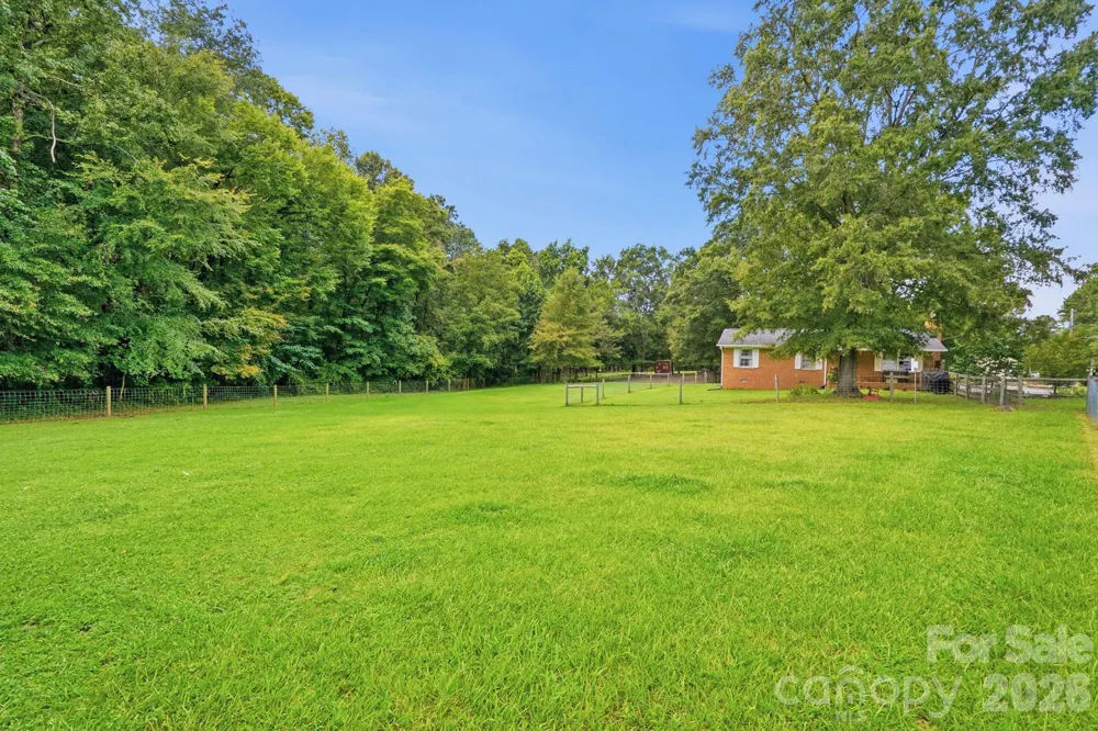 205 Airport Road Wesley Chapel, NC 28110