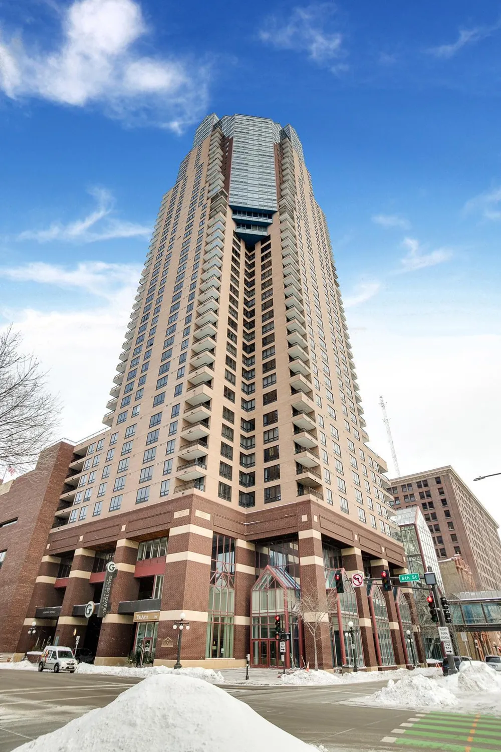168 6th Street E #3101 Saint Paul, MN 55101