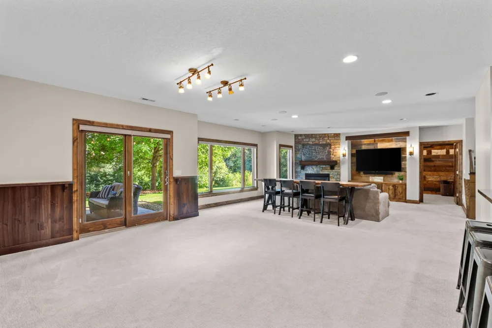 17276 62nd Avenue Maple Grove, MN 55311