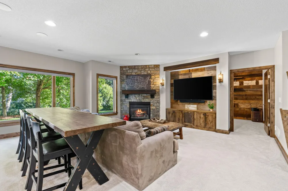 17276 62nd Avenue Maple Grove, MN 55311