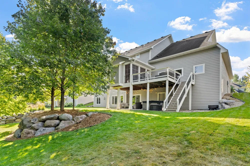 17276 62nd Avenue Maple Grove, MN 55311