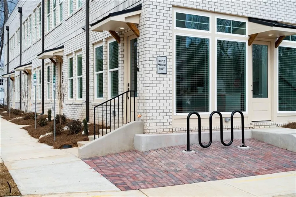9040 Main Street #116 Woodstock, GA 30188