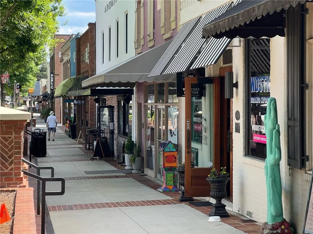 9040 Main Street #116 Woodstock, GA 30188