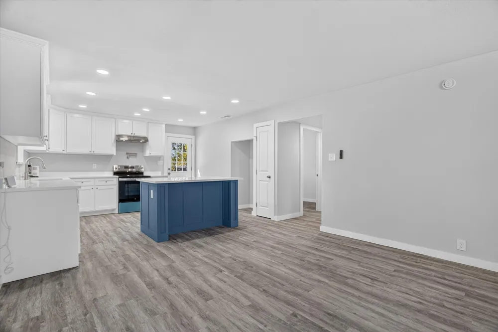1225 W Belknap Street Jacksboro, TX 76458