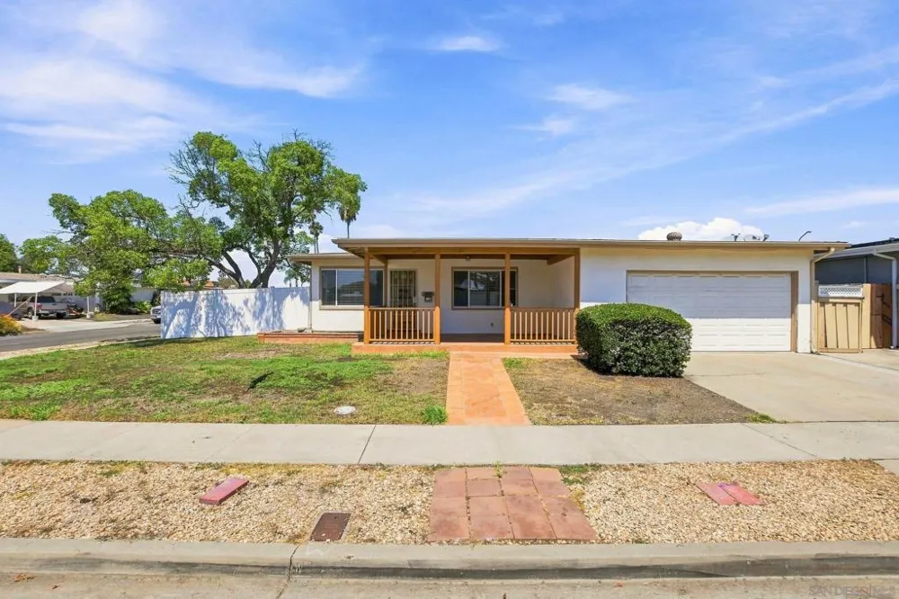 4604 Isleta Ave. San Diego, CA 92117