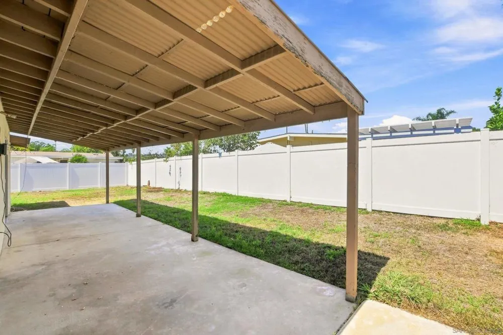 4604 Isleta Ave. San Diego, CA 92117