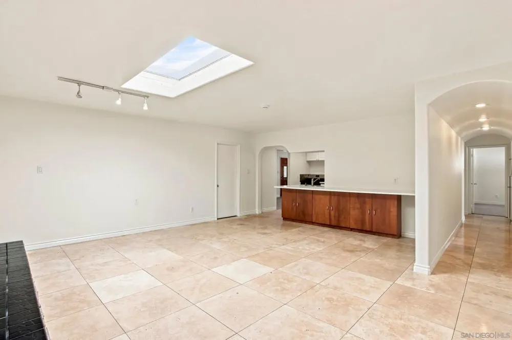 4604 Isleta Ave. San Diego, CA 92117