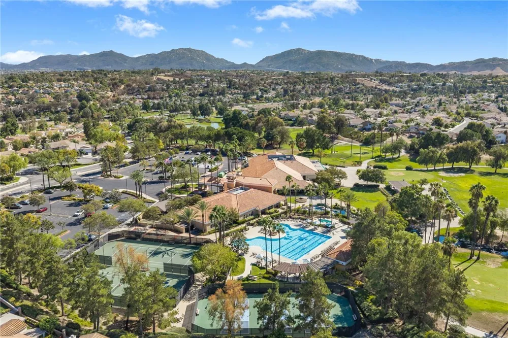 31465 Inverness Court Temecula, CA 92591