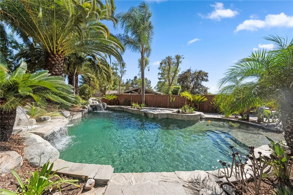 31465 Inverness Court Temecula, CA 92591