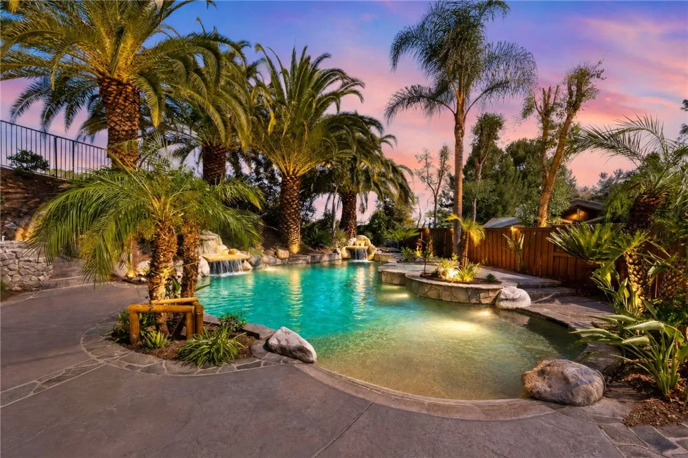 31465 Inverness Court Temecula, CA 92591