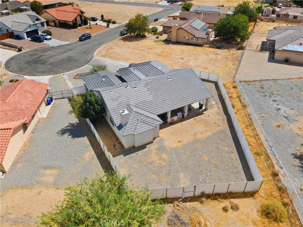 14745 Grafton Lane Helendale, CA 92342