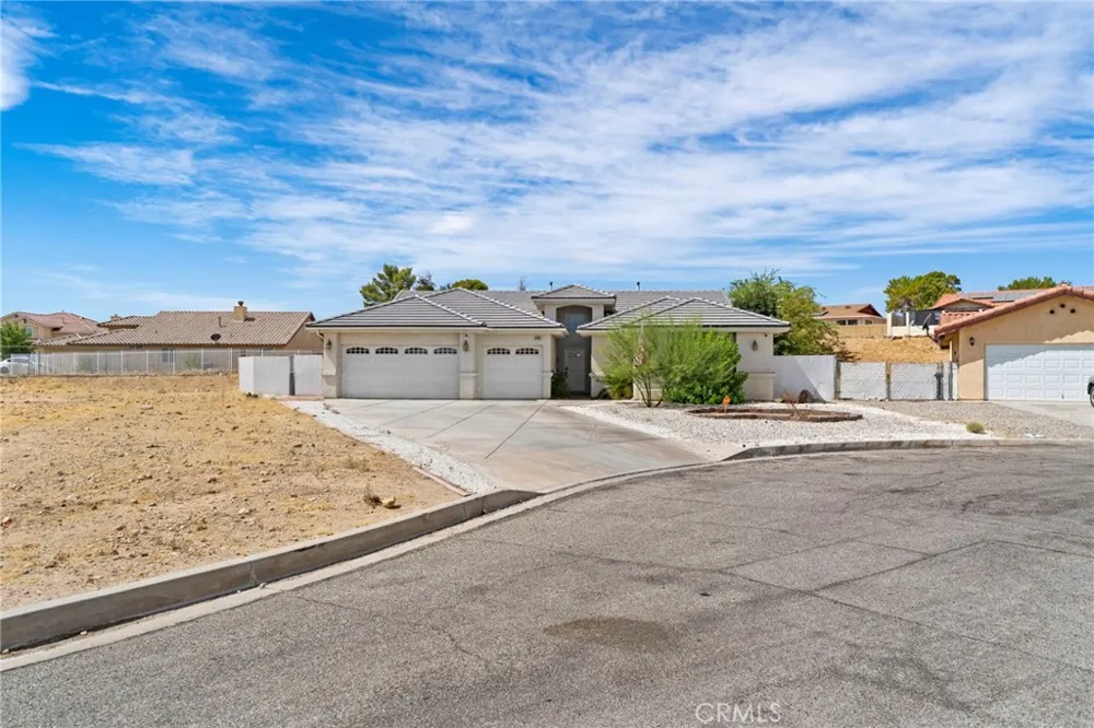 14745 Grafton Lane Helendale, CA 92342