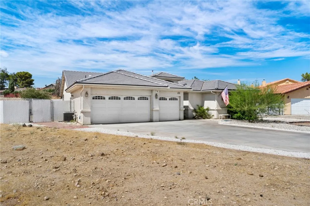 14745 Grafton Lane Helendale, CA 92342