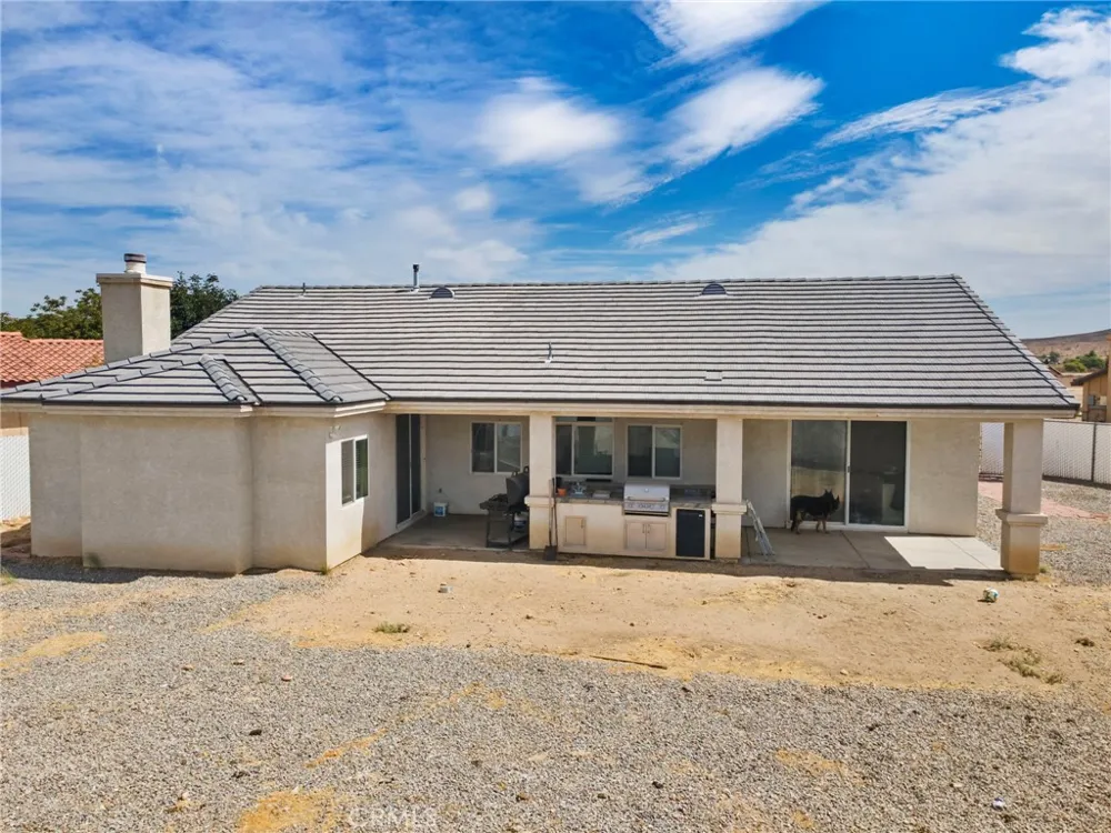 14745 Grafton Lane Helendale, CA 92342